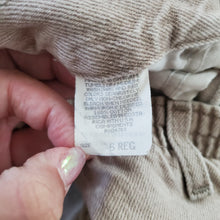 Load image into Gallery viewer, Vintage Lee Sand Jeans 5t
