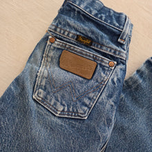 Load image into Gallery viewer, Vintage Wrangler Jeans kids 8 SLIM
