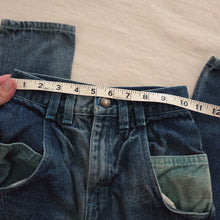Load image into Gallery viewer, Vintage 80s High Waisted Jeans kids 8 SLIM
