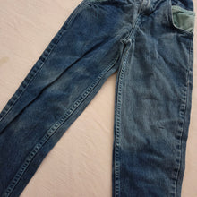 Load image into Gallery viewer, Vintage 80s High Waisted Jeans kids 8 SLIM
