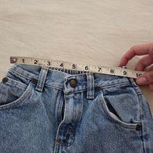Load image into Gallery viewer, Vintage Wrangler Blue Jeans 5t
