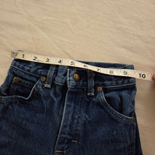 Load image into Gallery viewer, Vintage Lee Blue Jeans kids 6 SLIM
