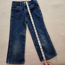 Load image into Gallery viewer, Vintage Butterfly Pocket Jeans 4t
