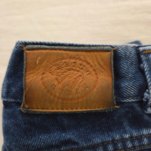 Load image into Gallery viewer, Vintage Butterfly Pocket Jeans 4t
