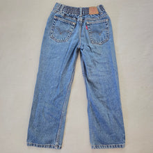 Load image into Gallery viewer, Vintage Levi&#39;s 526 Fit Jeans kids 7
