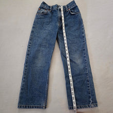 Load image into Gallery viewer, Vintage Levi&#39;s 526 Fit Jeans kids 7
