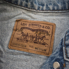 Load image into Gallery viewer, Vintage Levi&#39;s Jean Jacket kids 10/12
