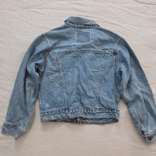 Load image into Gallery viewer, Vintage Levi&#39;s Jean Jacket kids 10/12
