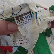 Load image into Gallery viewer, Vintage 70s Floral Dress 4t
