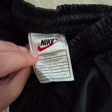 Load image into Gallery viewer, Older Nike Black Windbreaker Pants 5t/6
