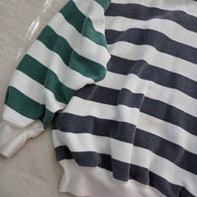 Load image into Gallery viewer, Vintage Striped Colorful Hoodie kids 8/10

