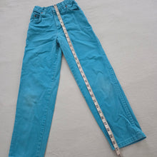Load image into Gallery viewer, Vintage Aqua High Waist Jeans kids 8 SLIM
