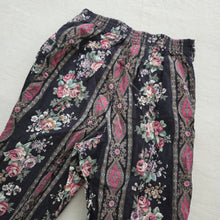 Load image into Gallery viewer, Vintage Palmettos Wallpaper Floral Pants kids 7
