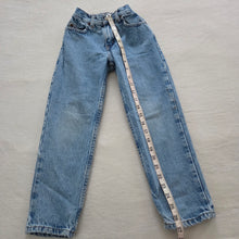 Load image into Gallery viewer, Vintage Old Navy Classic Jeans kids 6 SLIM
