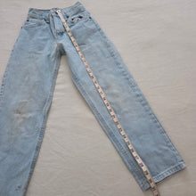 Load image into Gallery viewer, Vintage Light Wash High Waist Jeans kids 10 SLIM
