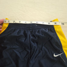 Load image into Gallery viewer, Y2k Nike Buttoned Leg Pants kids 6
