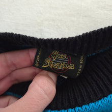Load image into Gallery viewer, Vintage Pands Contrast Knit Sweater kids 8/9
