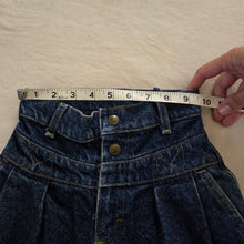Load image into Gallery viewer, Vintage Lee Yoke Front High Waist Jeans kids 7 SLIM
