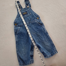 Load image into Gallery viewer, Vintage 80s Oshkosh Denim Overalls 12 months
