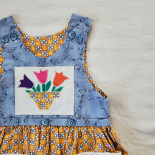 Load image into Gallery viewer, Vintage Flower Pattern Dress 5t/6
