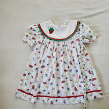 Load image into Gallery viewer, Vintage Fruity Pattern Dress 4t
