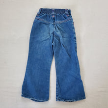 Load image into Gallery viewer, Vintage 70s Turtle Patch Flared Jeans 4t
