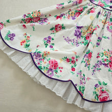 Load image into Gallery viewer, Vintage Floral Gorgeous Twirly Dress kids 8/10
