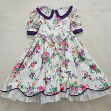 Load image into Gallery viewer, Vintage Floral Gorgeous Twirly Dress kids 8/10
