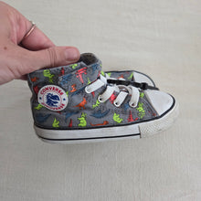 Load image into Gallery viewer, Converse Dinosaur No-Tie Hightops toddler 7

