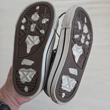 Load image into Gallery viewer, Converse Dinosaur No-Tie Hightops toddler 7
