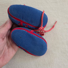 Load image into Gallery viewer, Vintage GAP Color Block Soft Sole Shoes baby 1
