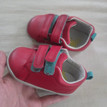 Load image into Gallery viewer, Ten Little Red Velcro Shoes baby 5.5
