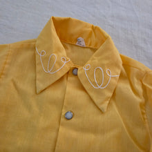 Load image into Gallery viewer, Vintage 70s Yellow Buttondown Shirt 3t
