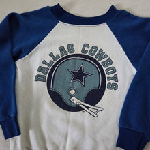 Load image into Gallery viewer, Vintage Dallas Cowboys Sweater kids 8/9
