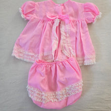 Load image into Gallery viewer, Vintage 2-Piece Frilly Ruffle Bum Pink Set 6-9 months
