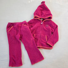 Load image into Gallery viewer, Vintage 2-Piece GAP Sweater + Pants Set 3t
