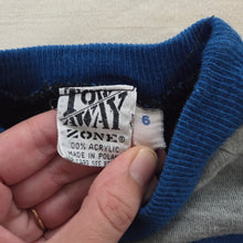 Load image into Gallery viewer, Vintage Color Block Crewneck 4t
