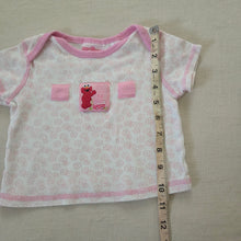 Load image into Gallery viewer, Vintage Baby Elmo Floral Tee 6-12 months
