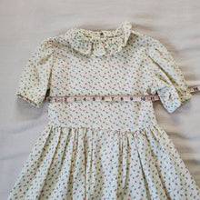 Load image into Gallery viewer, Vintage Small Floral Cream Dress kids 6
