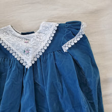 Load image into Gallery viewer, Vintage Blue Velour + Lace Long Sleeve Dress 4t/5t

