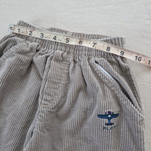 Load image into Gallery viewer, Vintage Oshkosh Tan Airplane Cord Pants 4t
