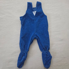 Load image into Gallery viewer, Vintage Oshkosh Blue Footed Overalls 3-6 months *flaw
