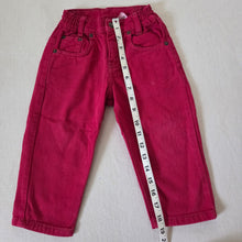 Load image into Gallery viewer, Vintage Levi&#39;s Red Jeans Orange Tab 2t/3t
