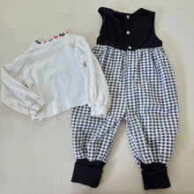 Load image into Gallery viewer, Vintage Apple + Scotties Matching Set 24 months
