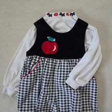 Load image into Gallery viewer, Vintage Apple + Scotties Matching Set 24 months
