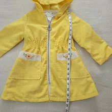 Load image into Gallery viewer, Vintage Yellow Hooded Floral Jacket 4t

