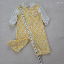 Load image into Gallery viewer, Vintage Healthtex Butterfly + Heart Bodysuit 6 months
