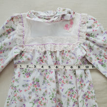 Load image into Gallery viewer, Vintage Wildflower Nightgown 3t

