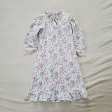 Load image into Gallery viewer, Vintage Wildflower Nightgown 3t
