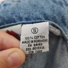 Load image into Gallery viewer, Vintage Daisy Denim Shortalls kids 6/8
